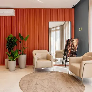 Xtay Cais Rooftop - Estudios Completos Com Wifi E Academia, No Centro Historico De Porto Alegre Apartamento Porto Alegre